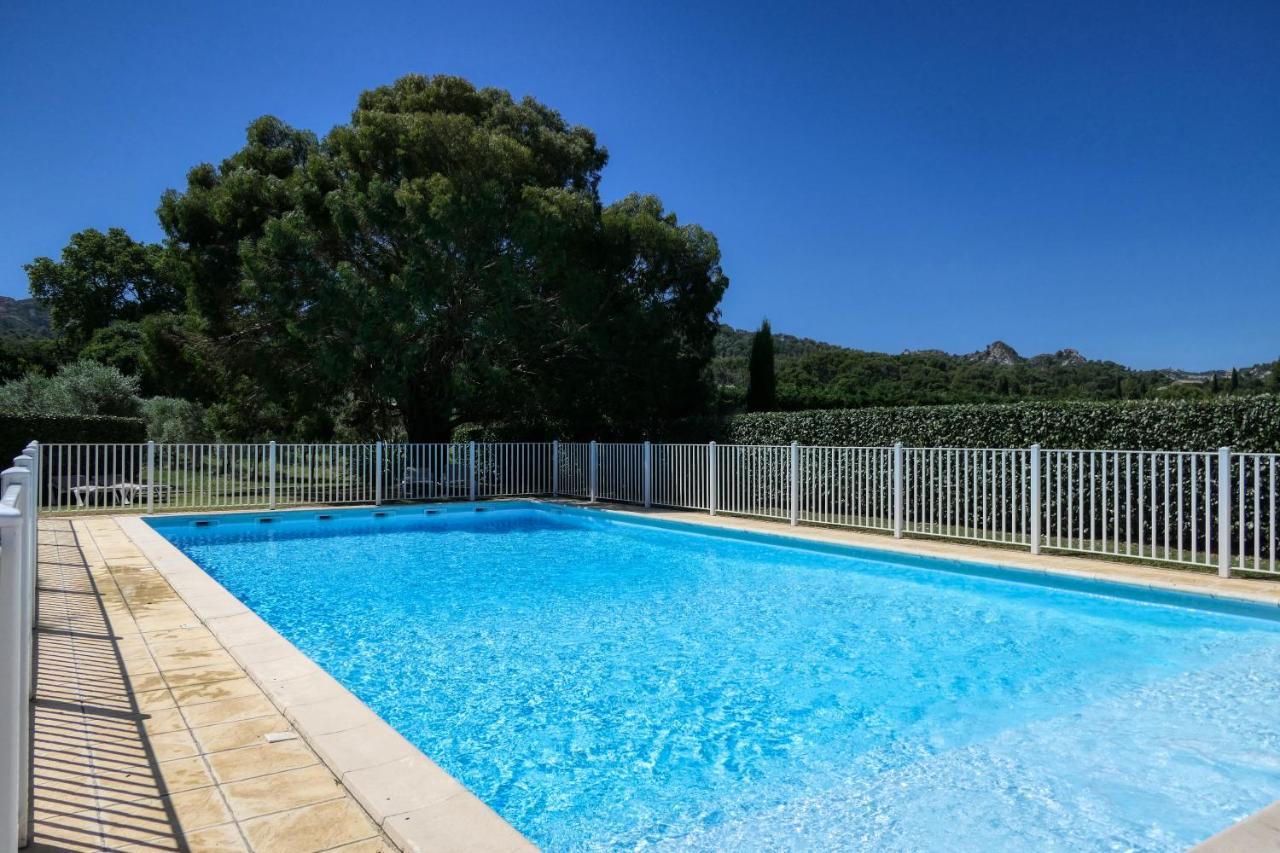 Les Residences De Metifiot Saint-Remy-de-Provence Exterior photo